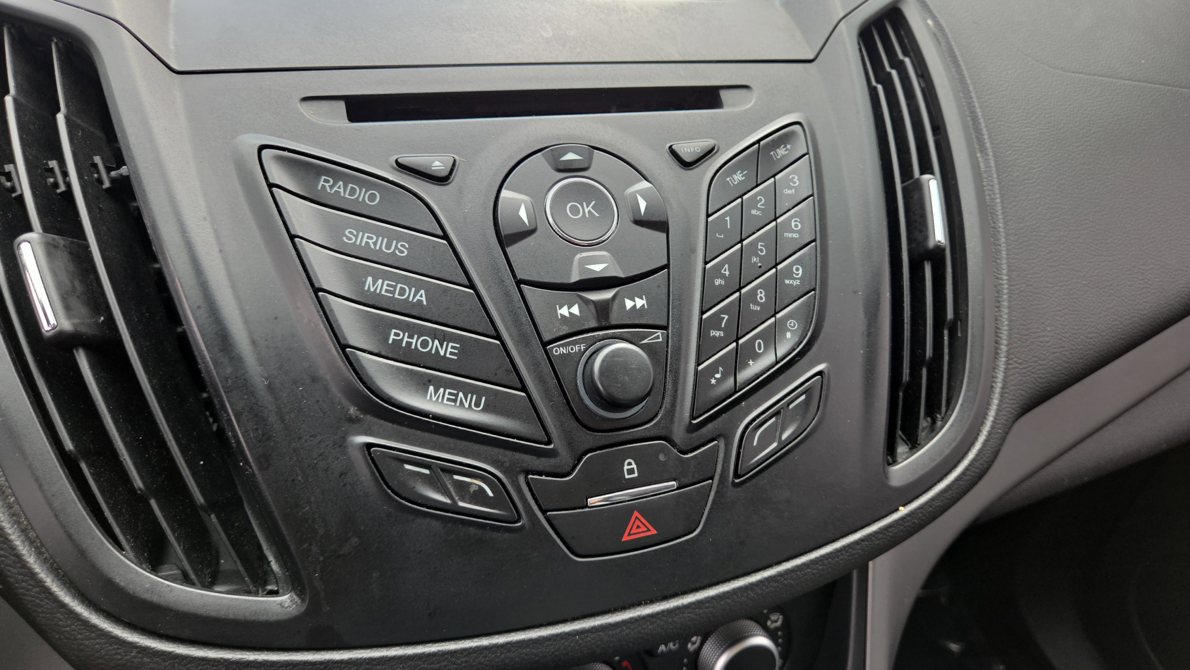 Used 2016 Ford Escape SE FWD image 27