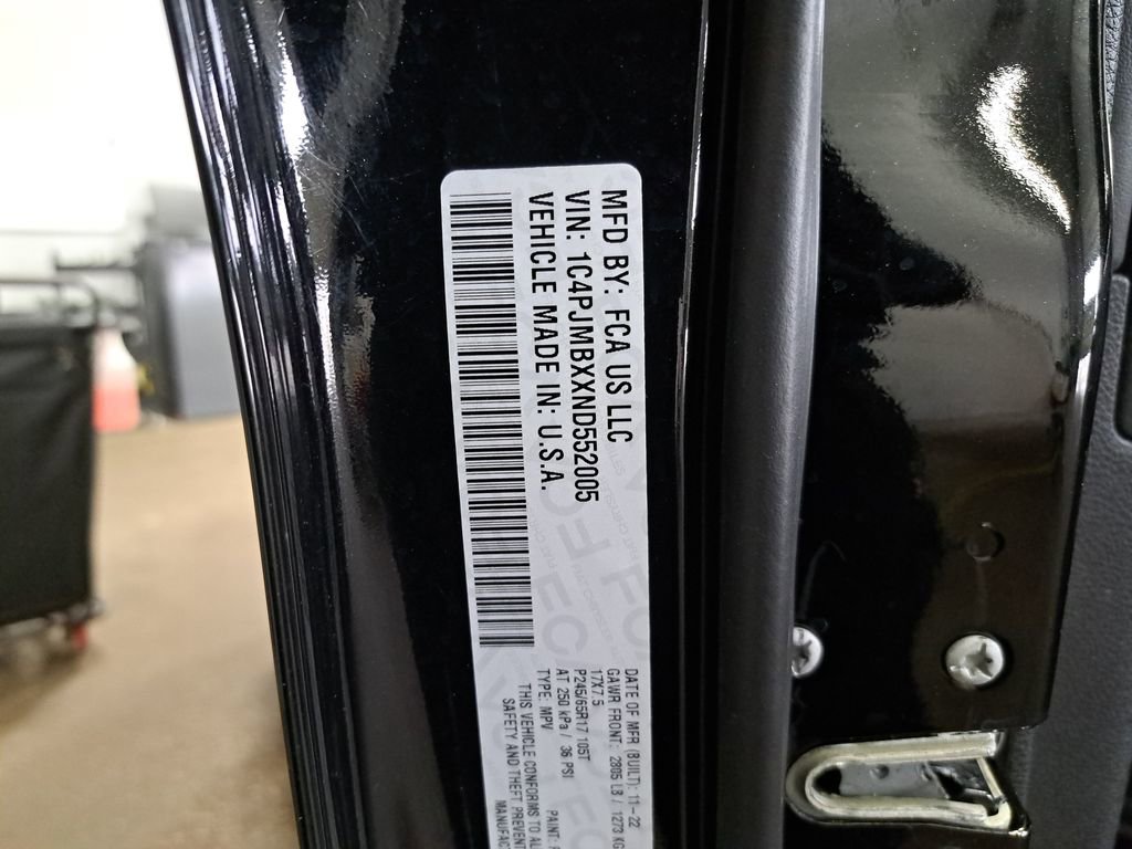 Certified 2022 Jeep Cherokee Trailhawk AWD/4WD image 34