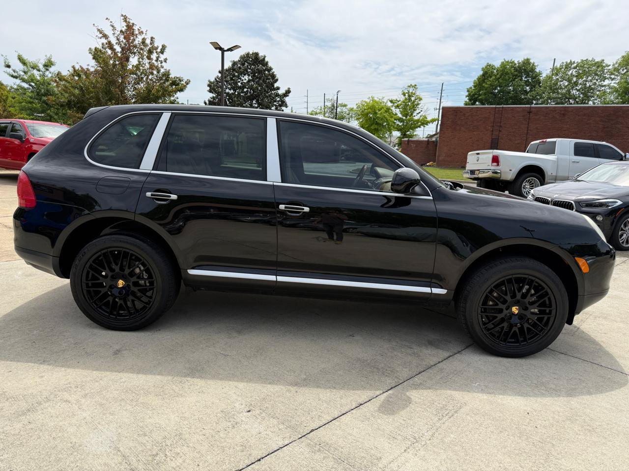 Used 2005 Porsche Cayenne S AWD/4WD image 34