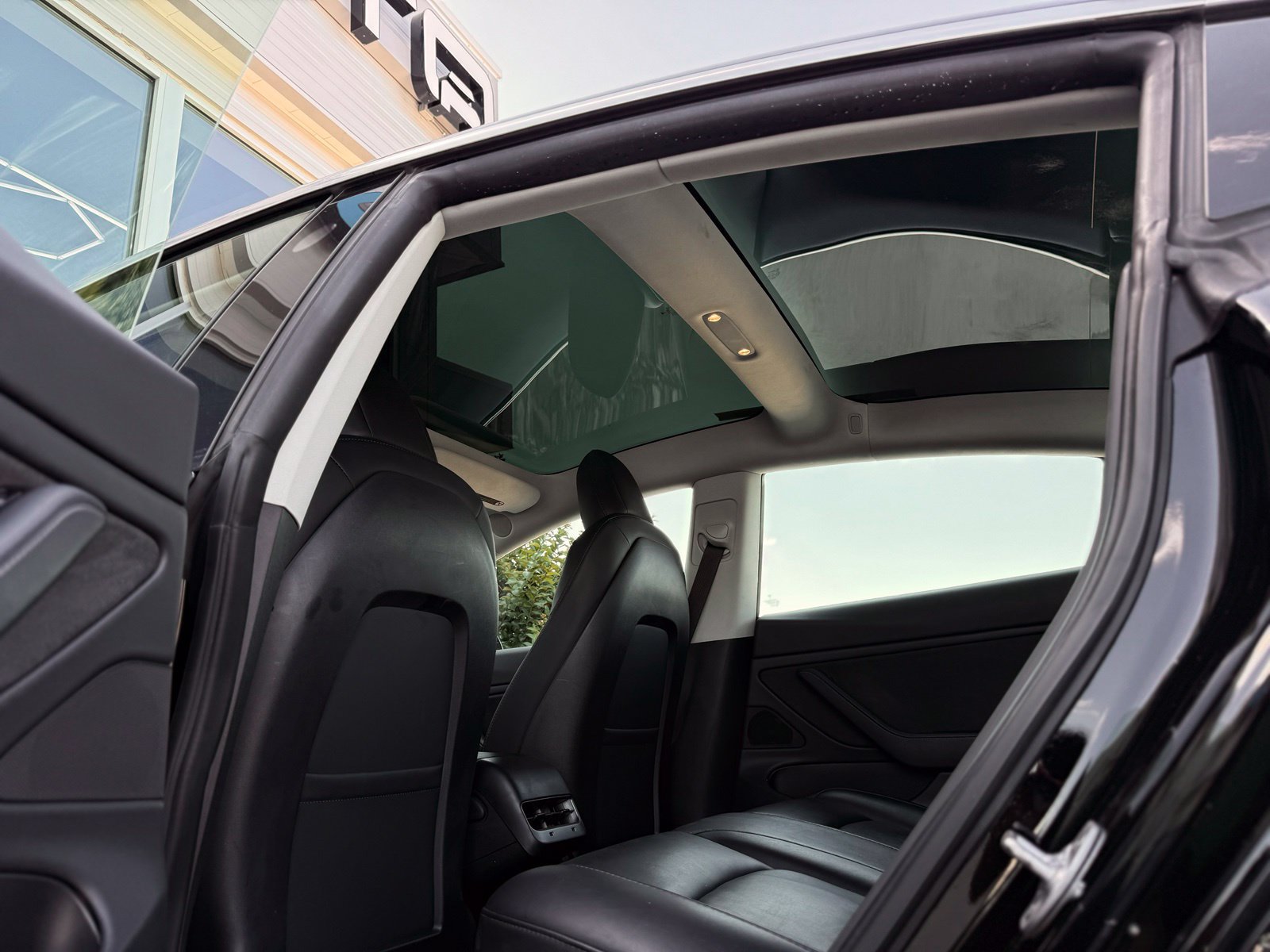 Used 2019 Tesla Model 3 Long Range AWD/4WD image 19