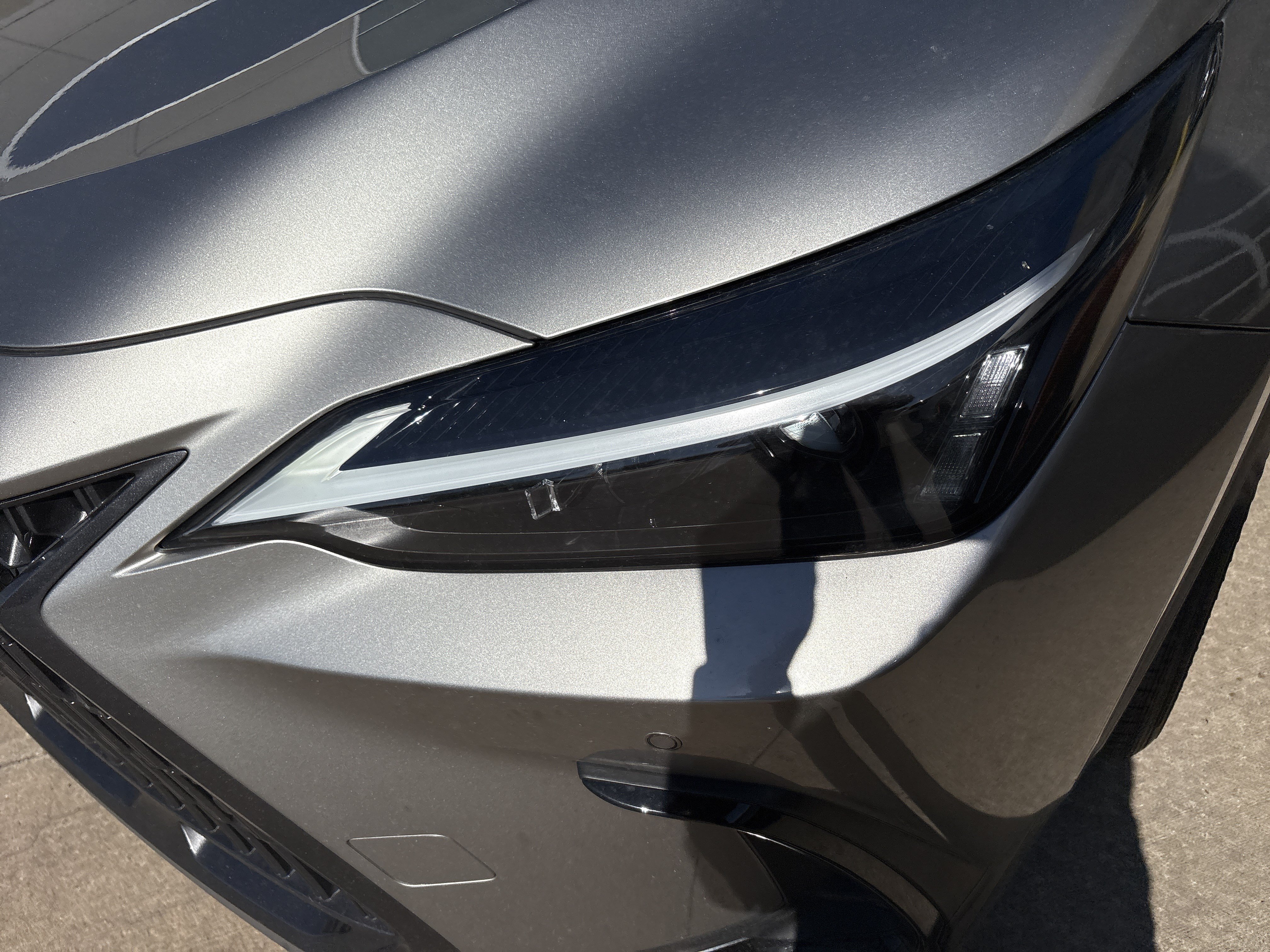 Certified 2025 Lexus NX 250 FWD w/ Cold Area Package image 6