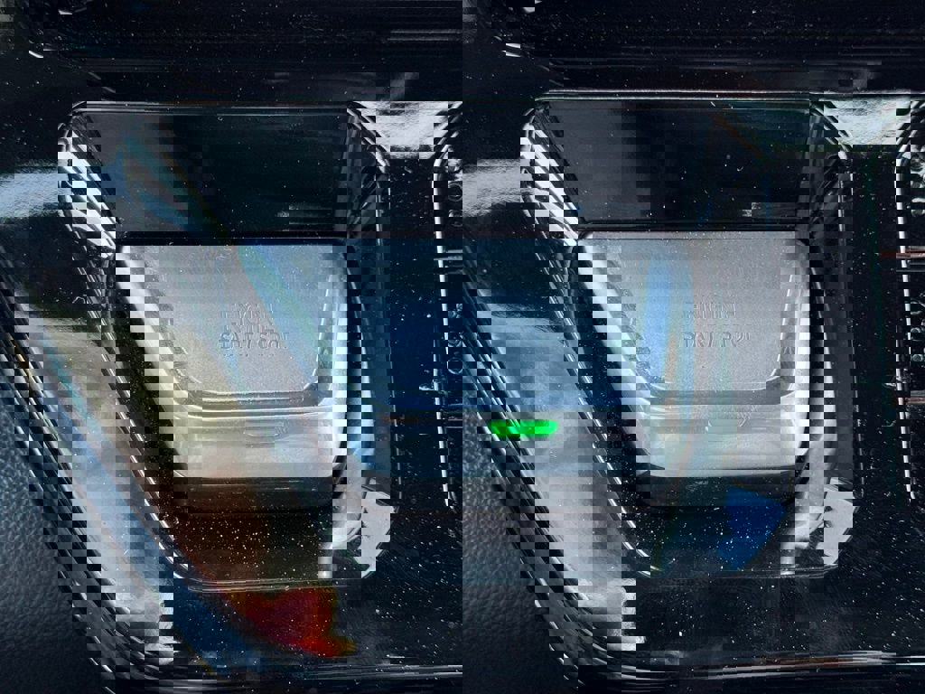 Used 2025 GMC Sierra 1500 AT4X w/ AT4X AEV Edition image 27