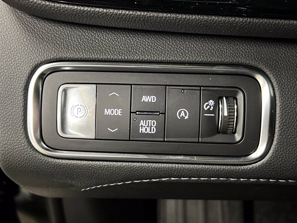New 2026 Buick Enclave Avenir w/ Super Cruise Package AWD/4WD image 16