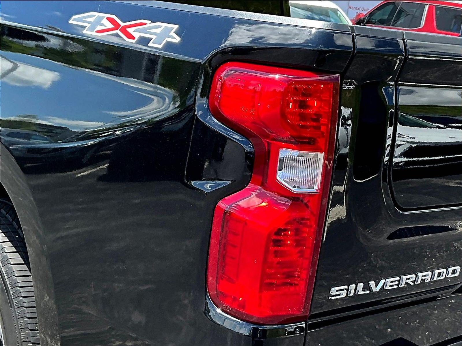 Used 2024 Chevrolet Silverado 1500 Custom AWD/4WD image 24