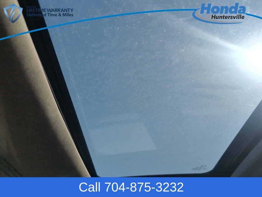 Used 2025 Honda CR-V EX-L image 31