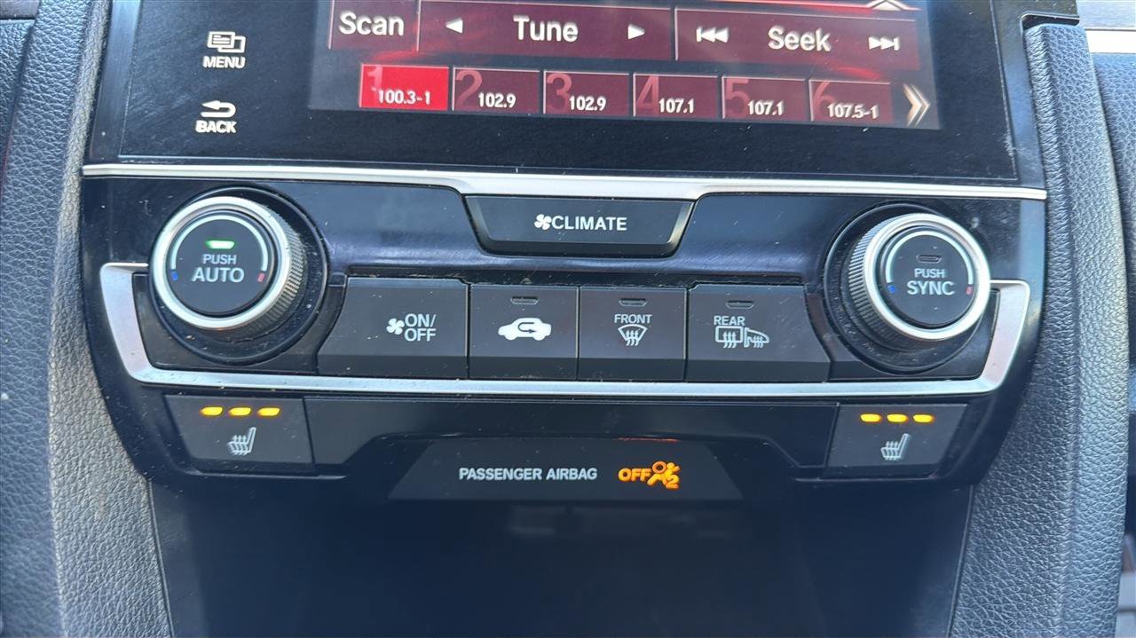 Used 2018 Honda Civic Touring image 27