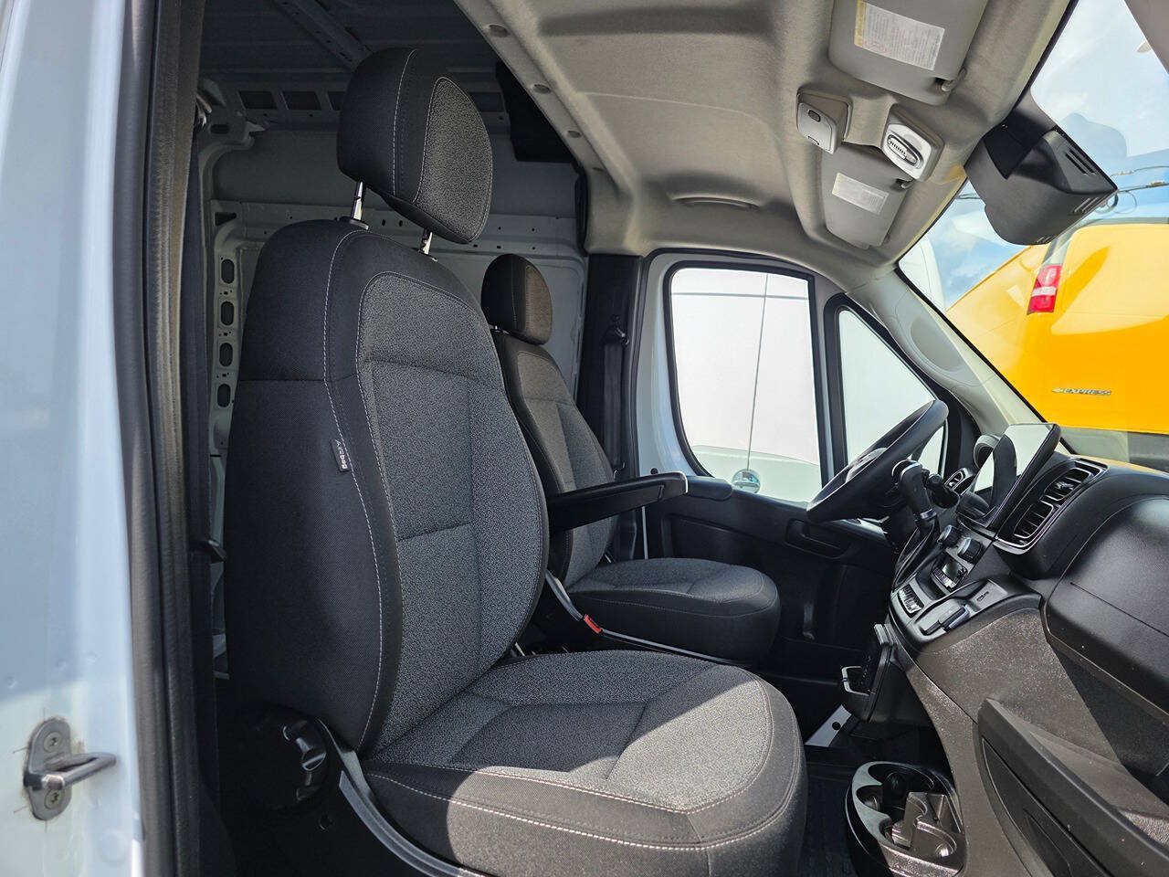 Used 2023 RAM ProMaster 3500 w/ Driver Convenience Group FWD image 11