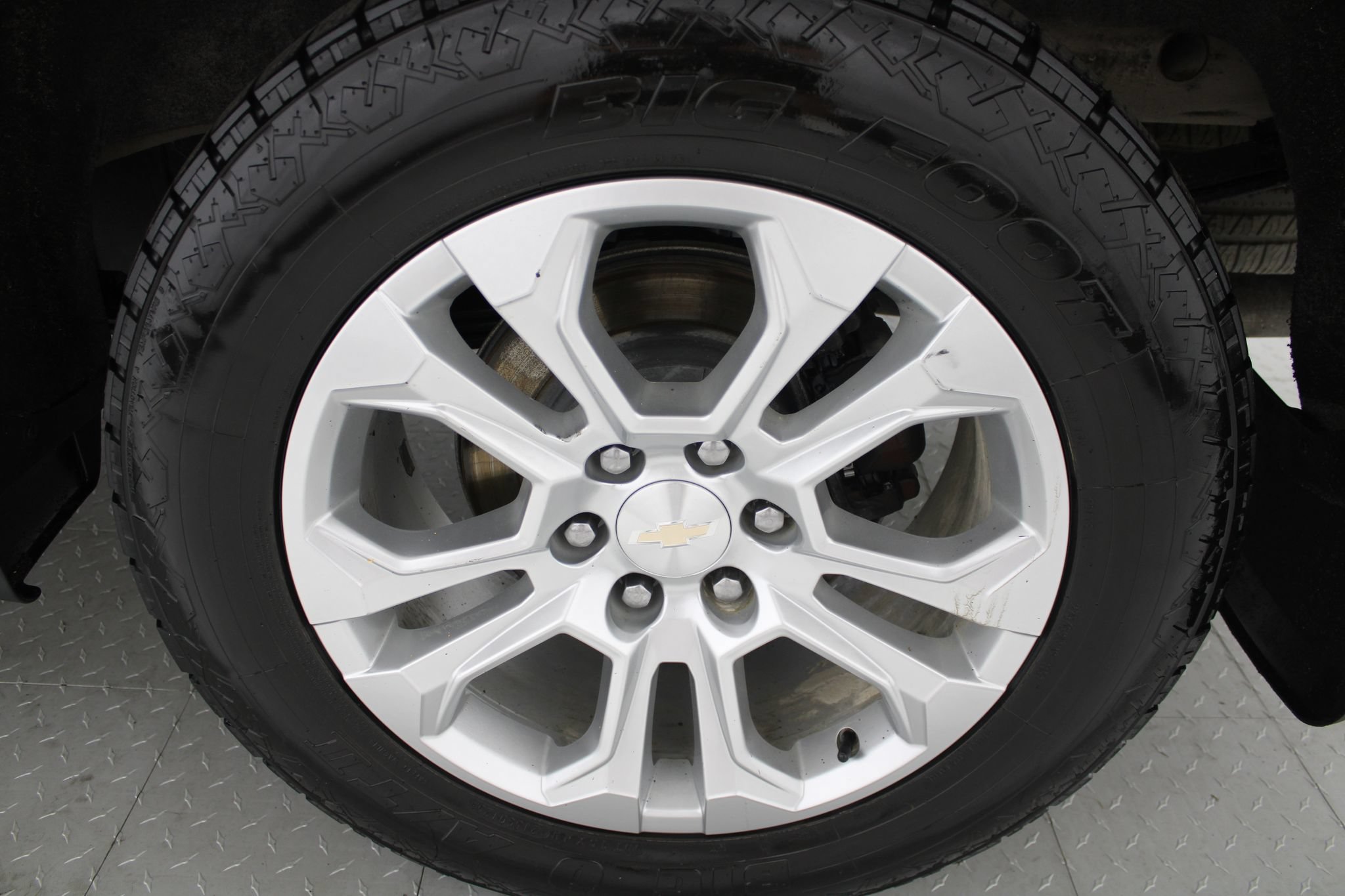 Used 2024 Chevrolet Silverado 1500 LTZ AWD/4WD image 6