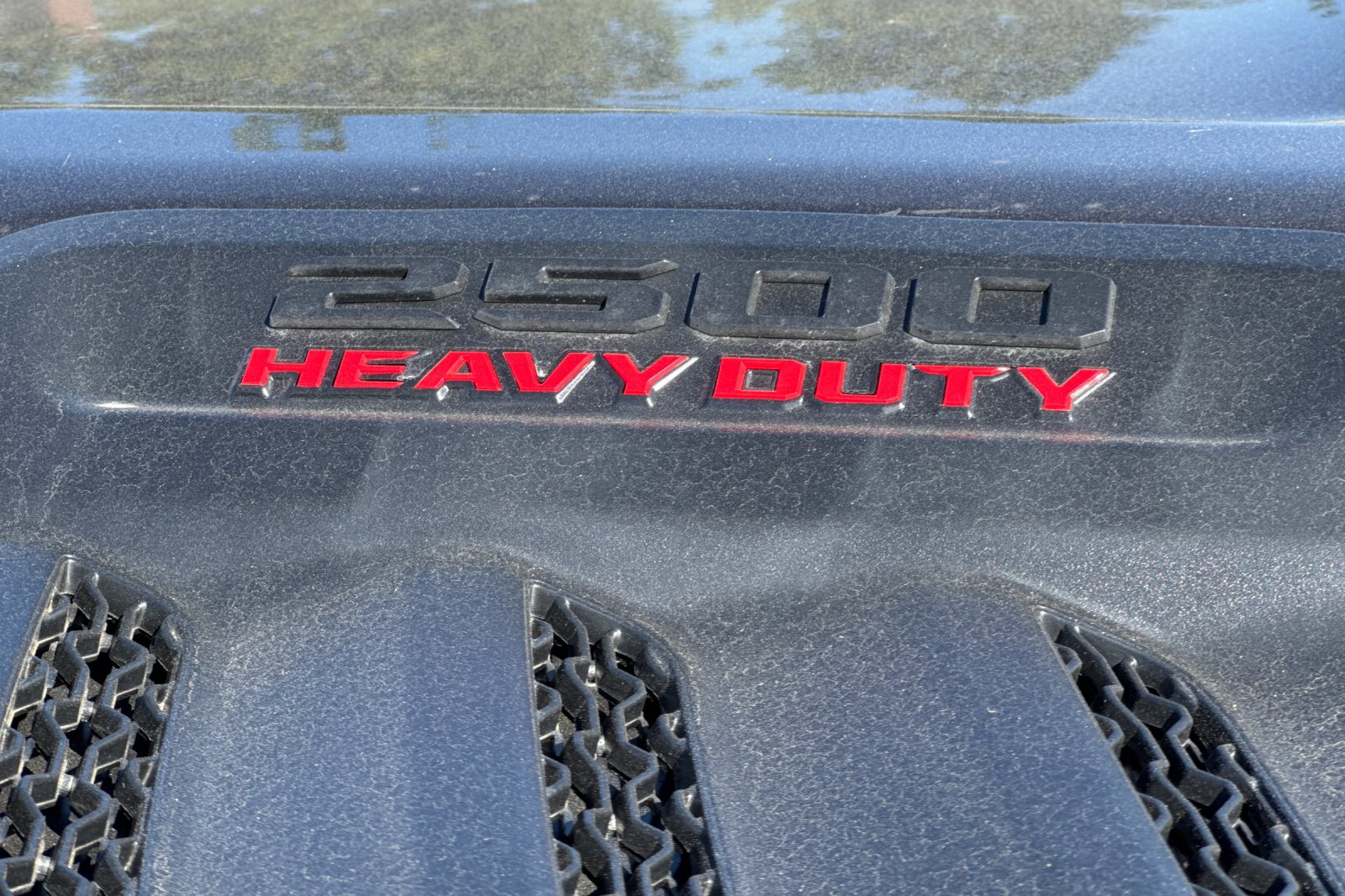 New 2026 RAM 2500 Laramie AWD/4WD image 25