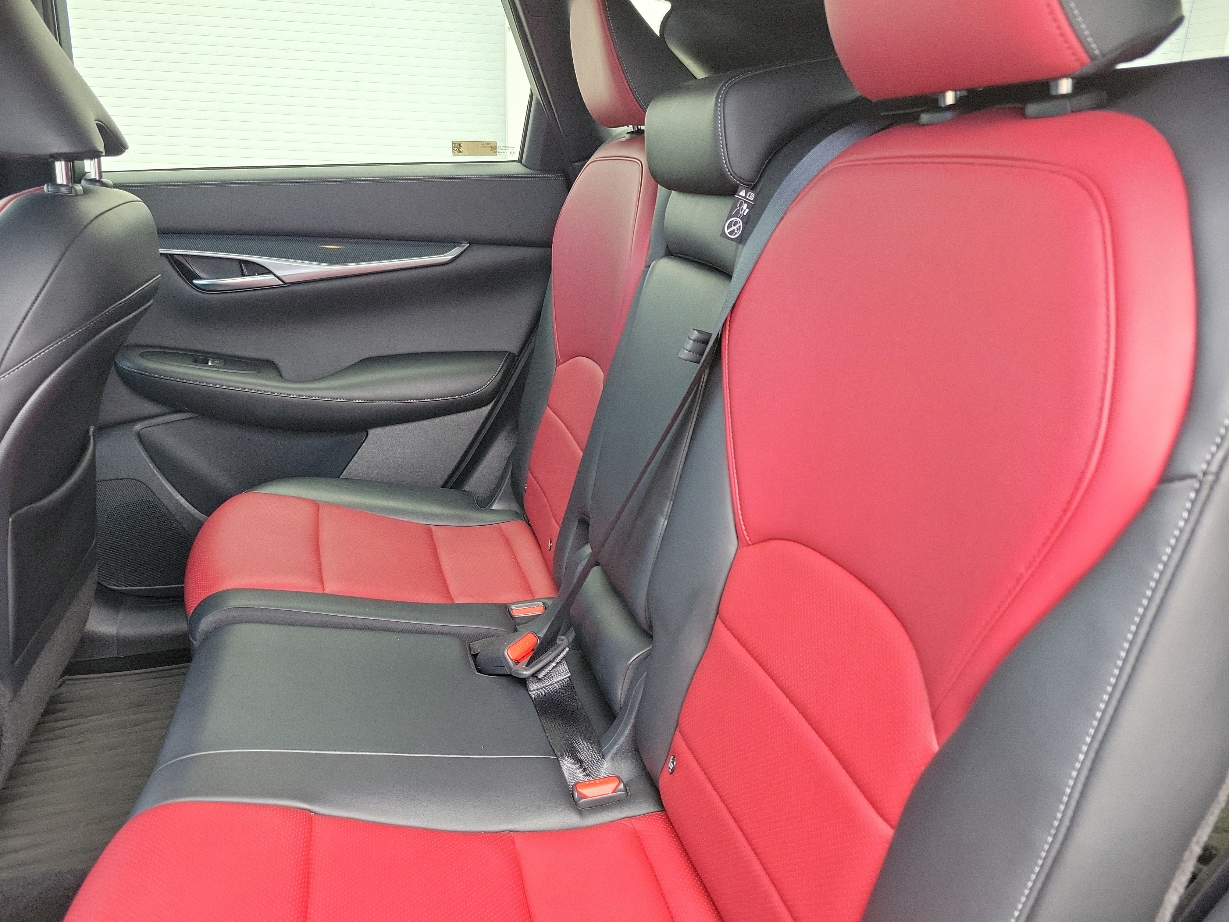 Used 2023 INFINITI QX50 Sport w/ Cargo Package FWD image 16