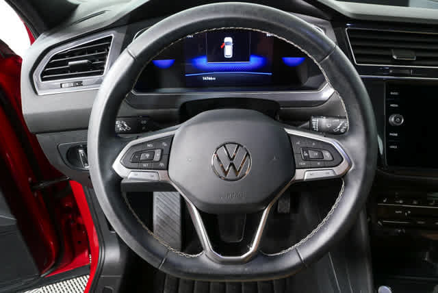 Certified 2023 Volkswagen Tiguan SE FWD image 12