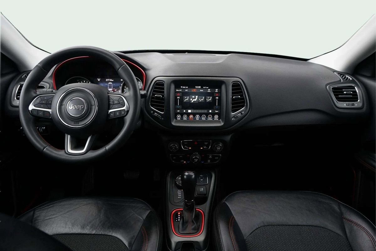 Used 2021 Jeep Compass Trailhawk image 18