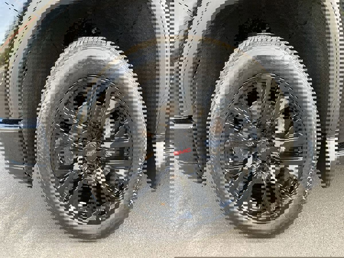 Used 2023 GMC Sierra 1500 Denali w/ Denali Reserve Package image 11