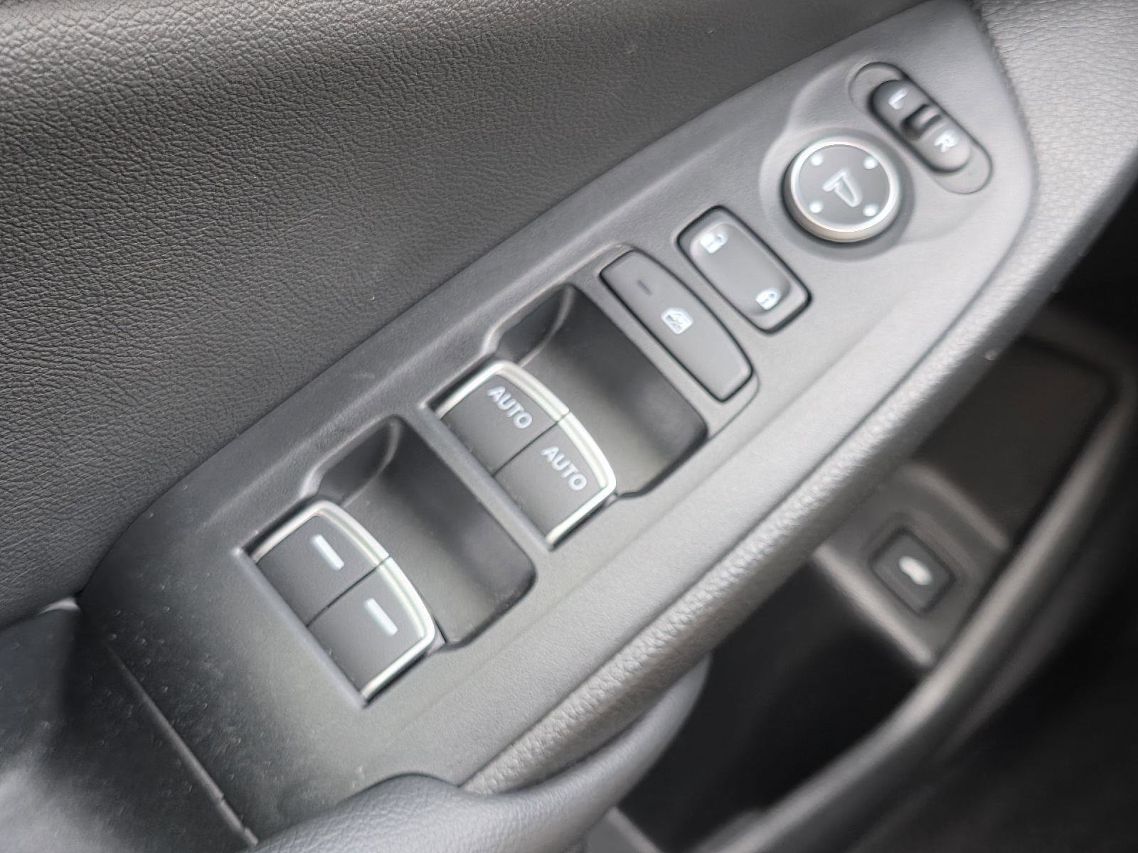 Used 2020 Honda Accord Touring image 9