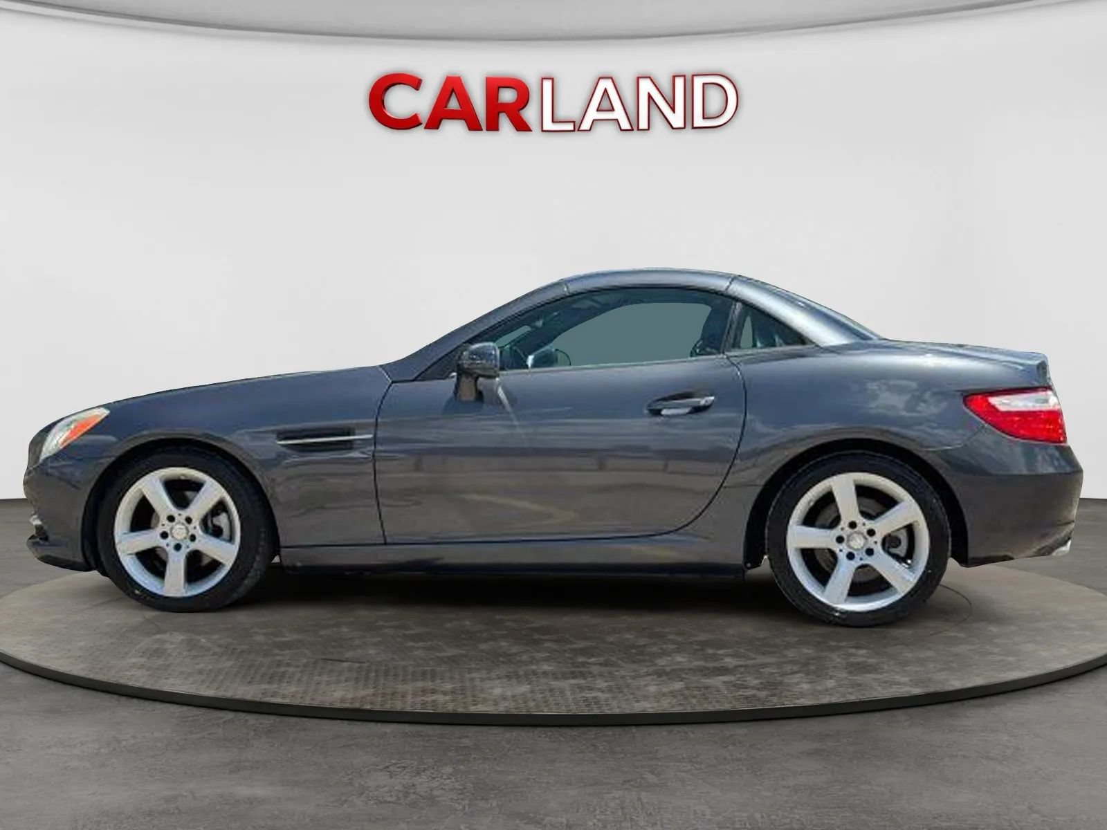 Used 2015 Mercedes-Benz SLK 250 image 5