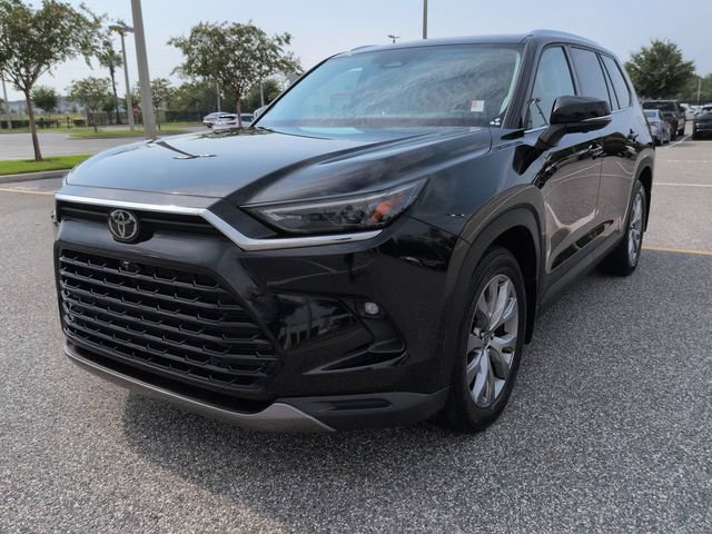 Certified 2024 Toyota Grand Highlander FWD image 8