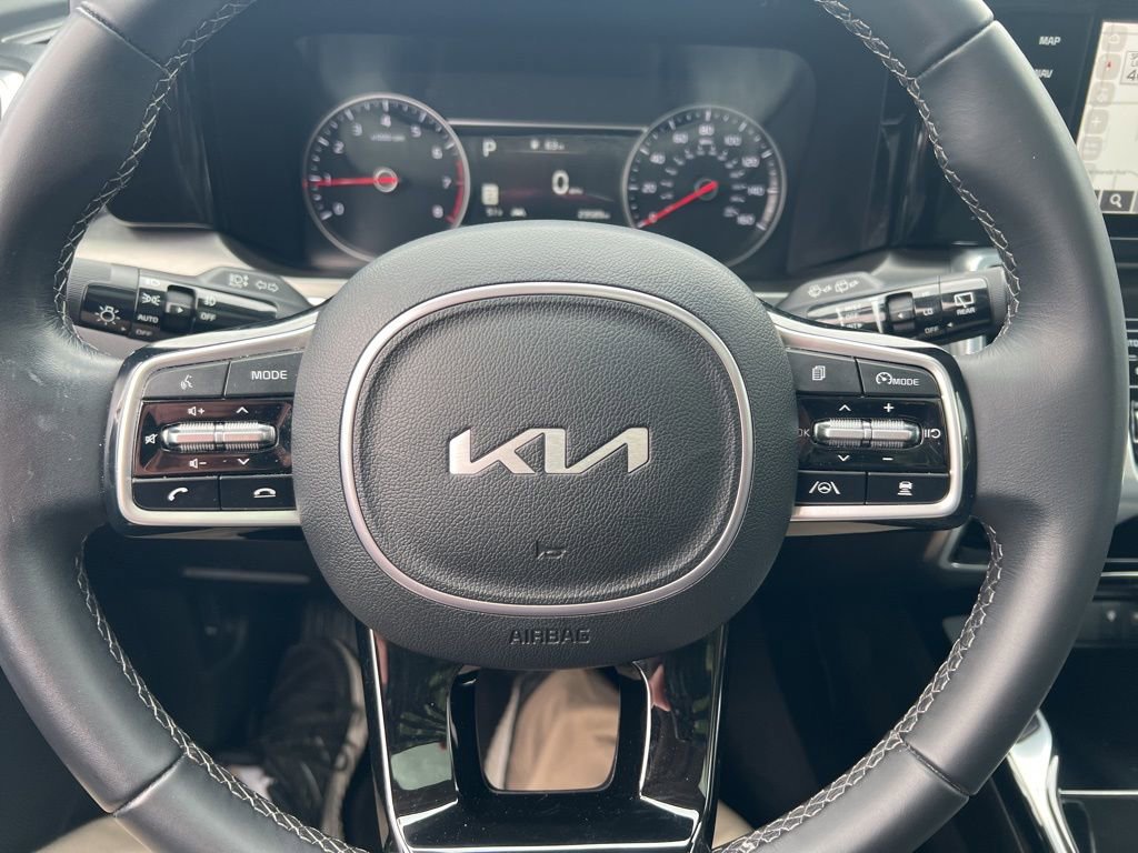 Certified 2022 Kia Sorento SX image 63