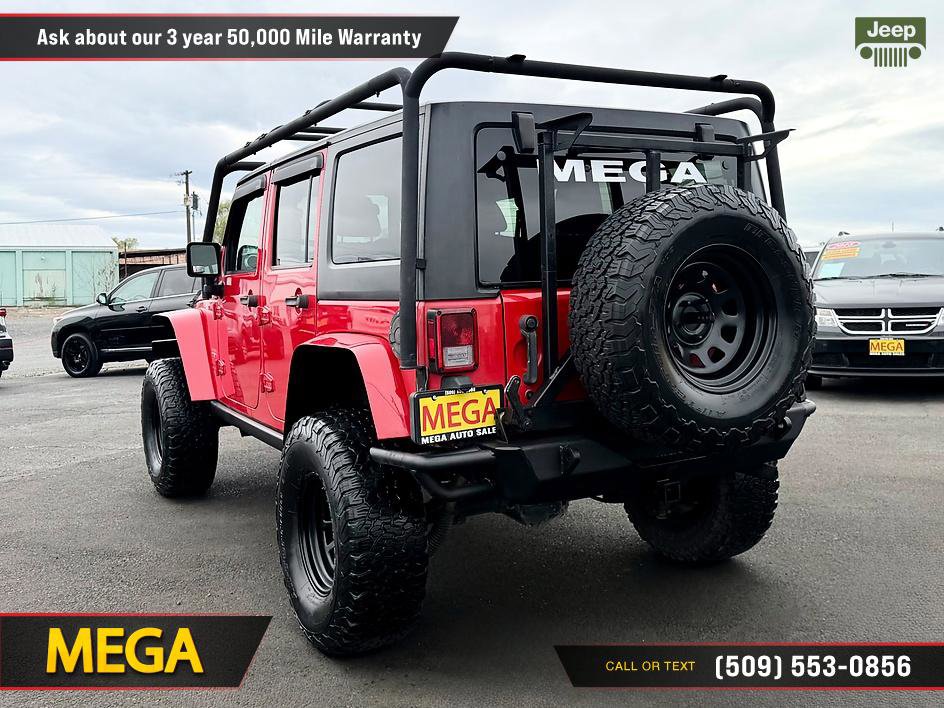 Used 2016 Jeep Wrangler Unlimited Sahara w/ Connectivity Group AWD/4WD image 9