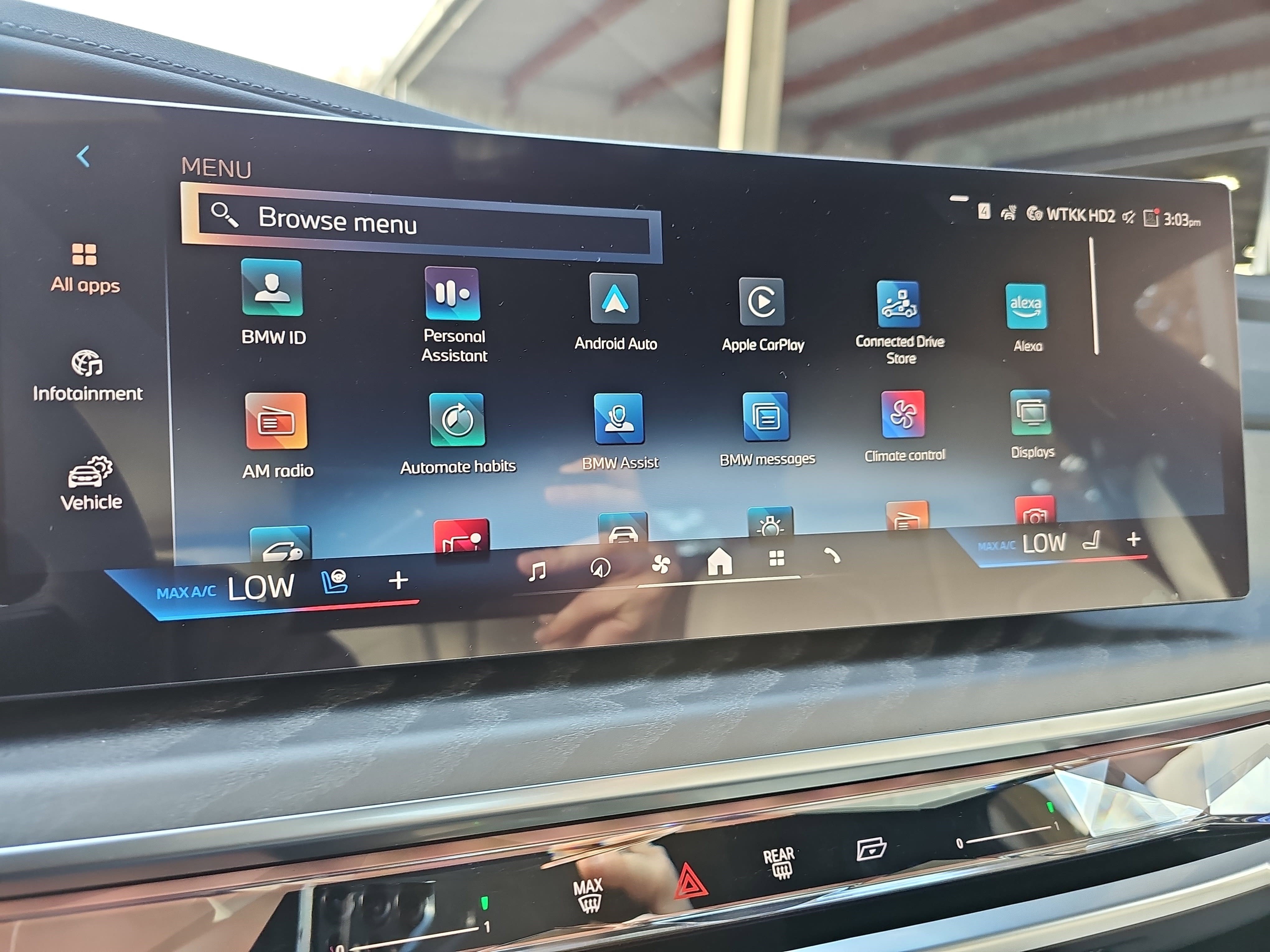 New 2026 BMW 740i xDrive w/ Executive Package image 23