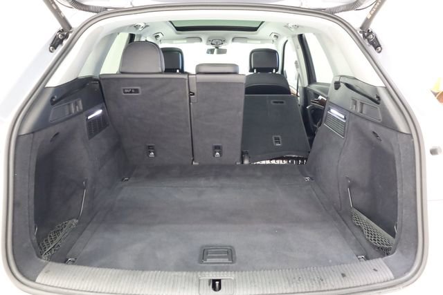 Used 2023 Audi Q5 2.0T Premium w/ Convenience Package image 28