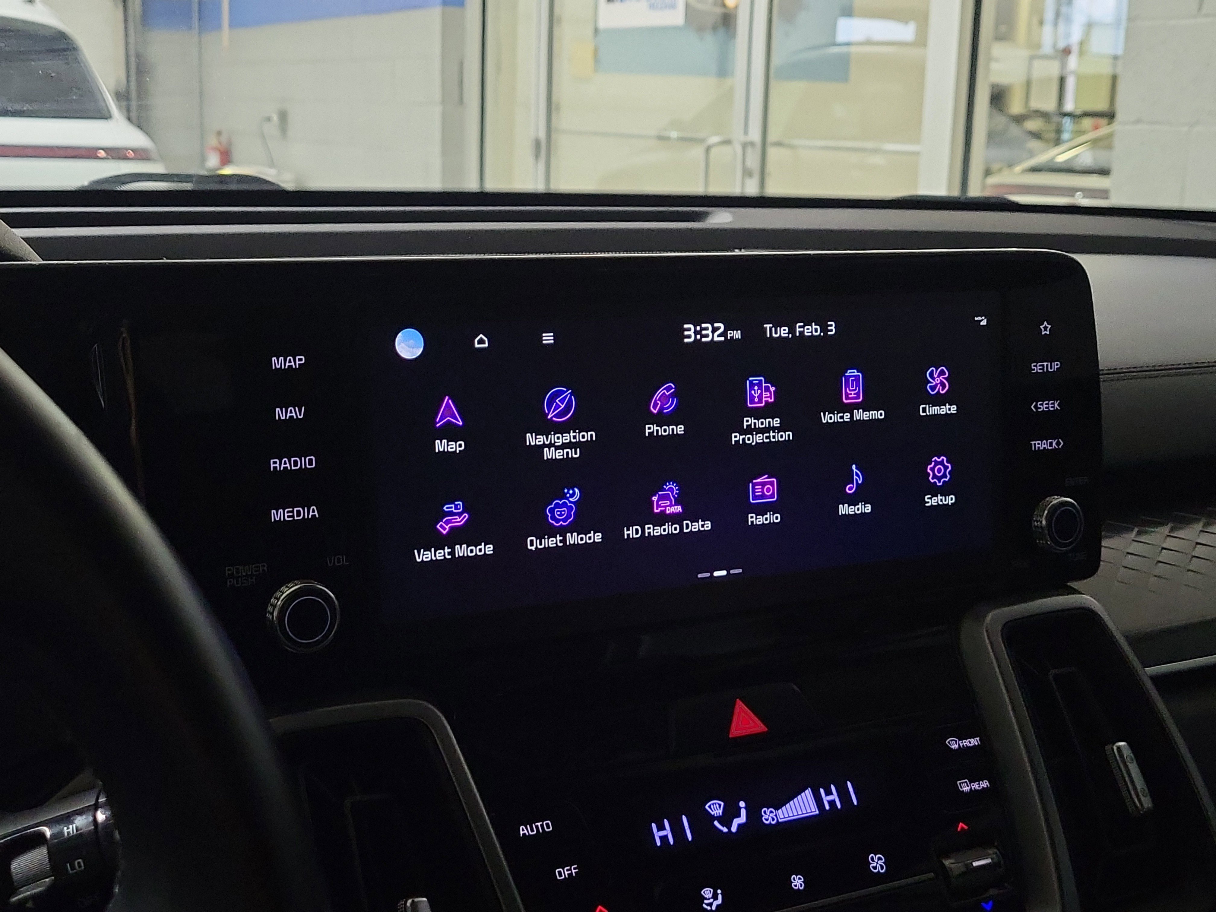 Used 2023 Kia Sorento S image 28