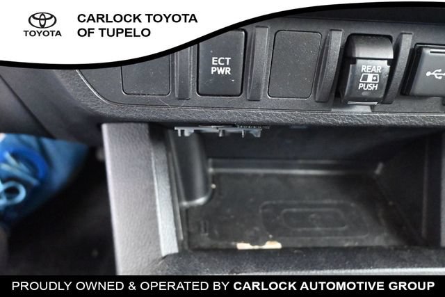 Used 2022 Toyota Tacoma TRD Sport AWD/4WD image 16