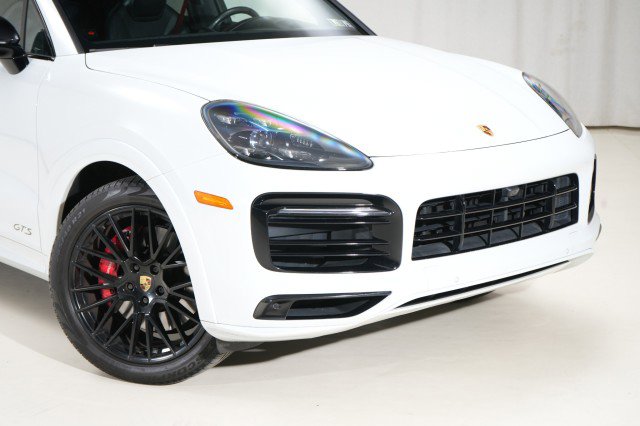 Used 2021 Porsche Cayenne GTS AWD/4WD image 9