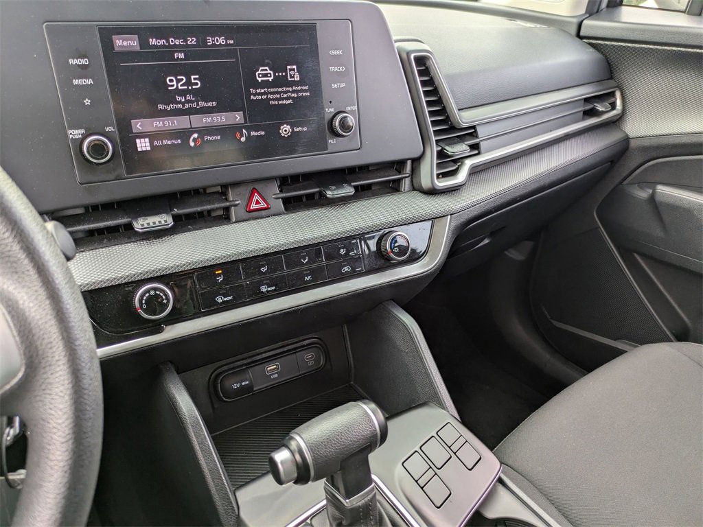 Used 2024 Kia Sportage LX image 20