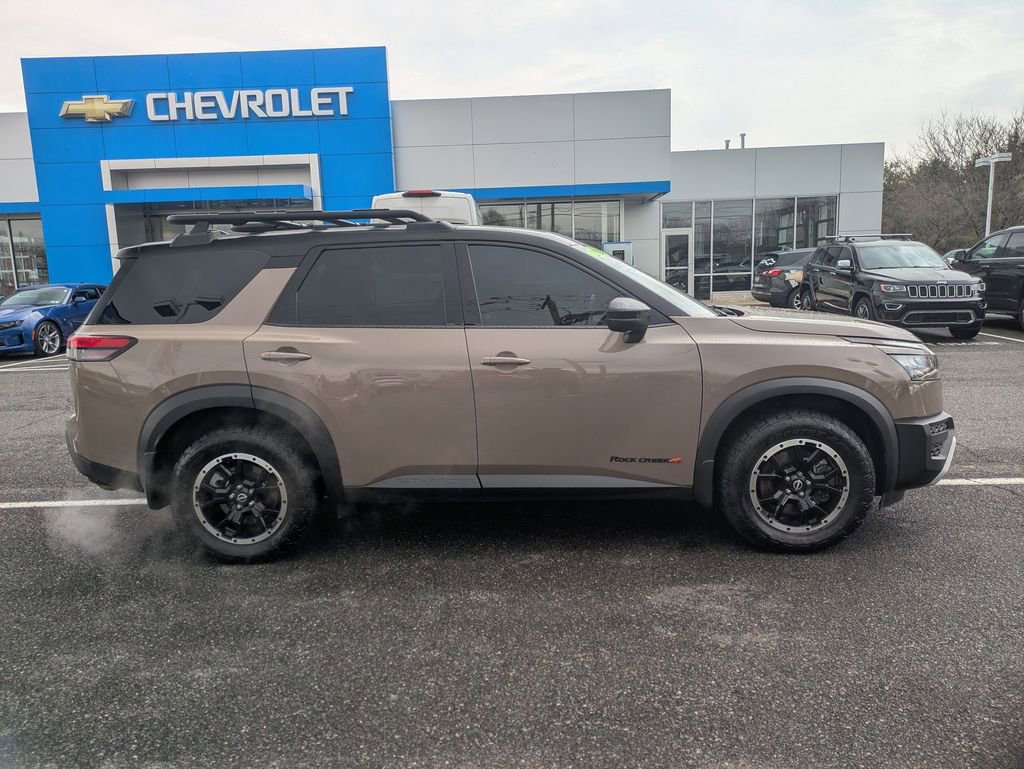 Used 2024 Nissan Pathfinder Rock Creek image 4