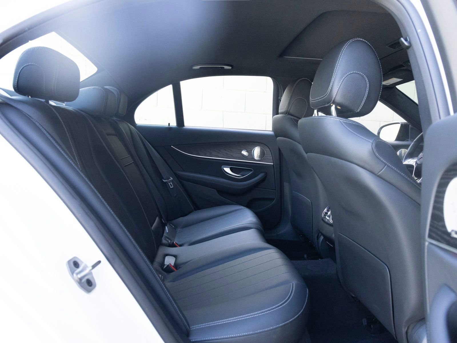 Used 2022 Mercedes-Benz E 350 Sedan image 24