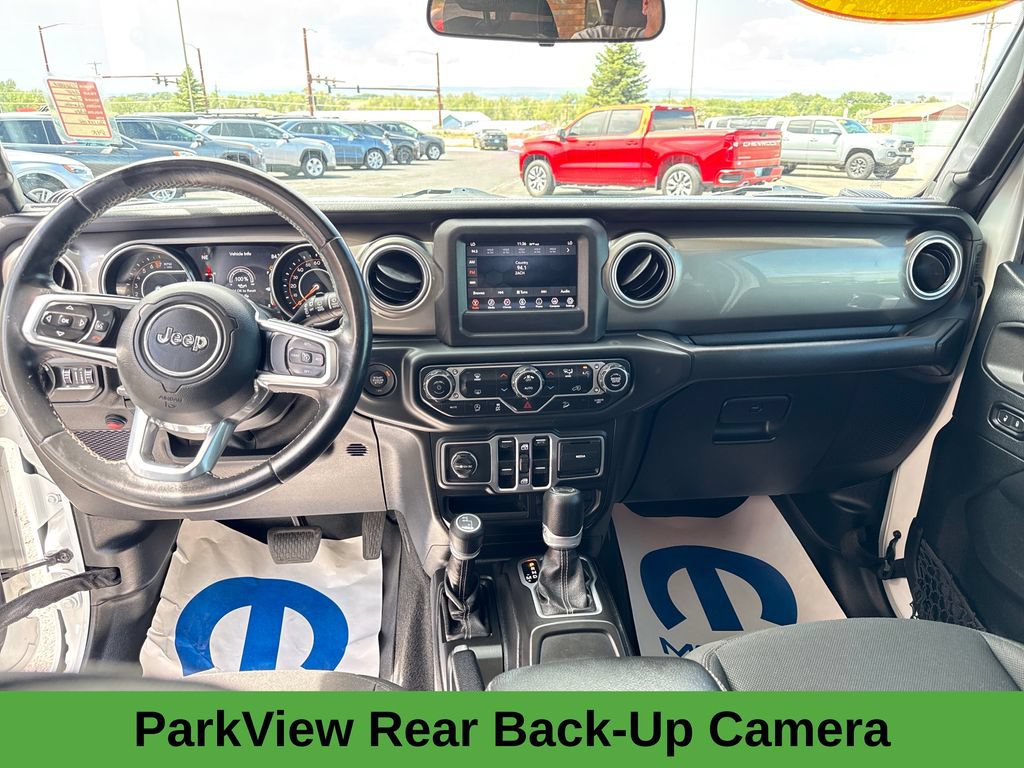 Used 2018 Jeep Wrangler Unlimited Sahara w/ LED Lighting Group AWD/4WD image 14