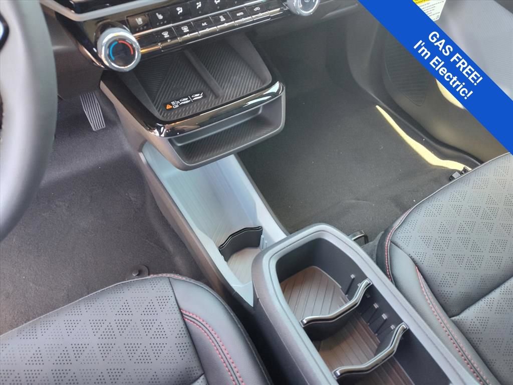 New 2027 Chevrolet Bolt RS w/ Super Cruise Package FWD image 13