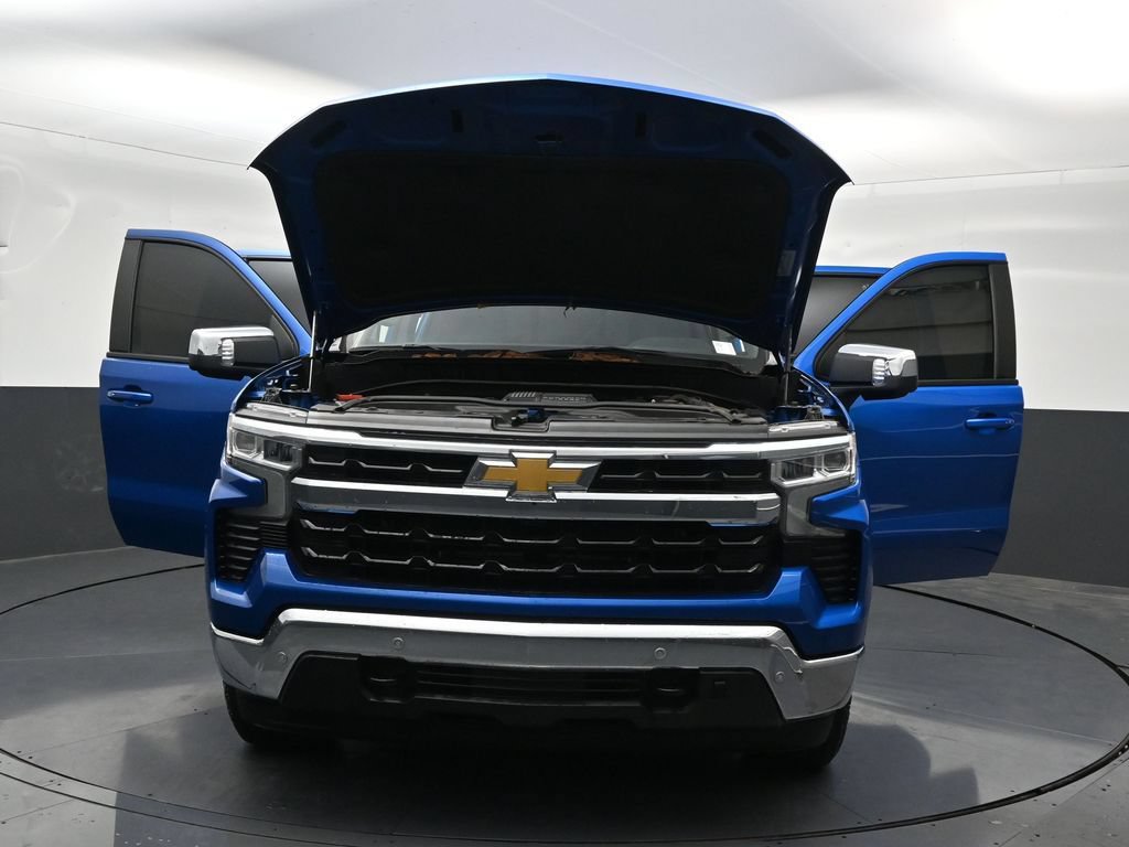 Used 2024 Chevrolet Silverado 1500 LT w/ Safety Package AWD/4WD image 36