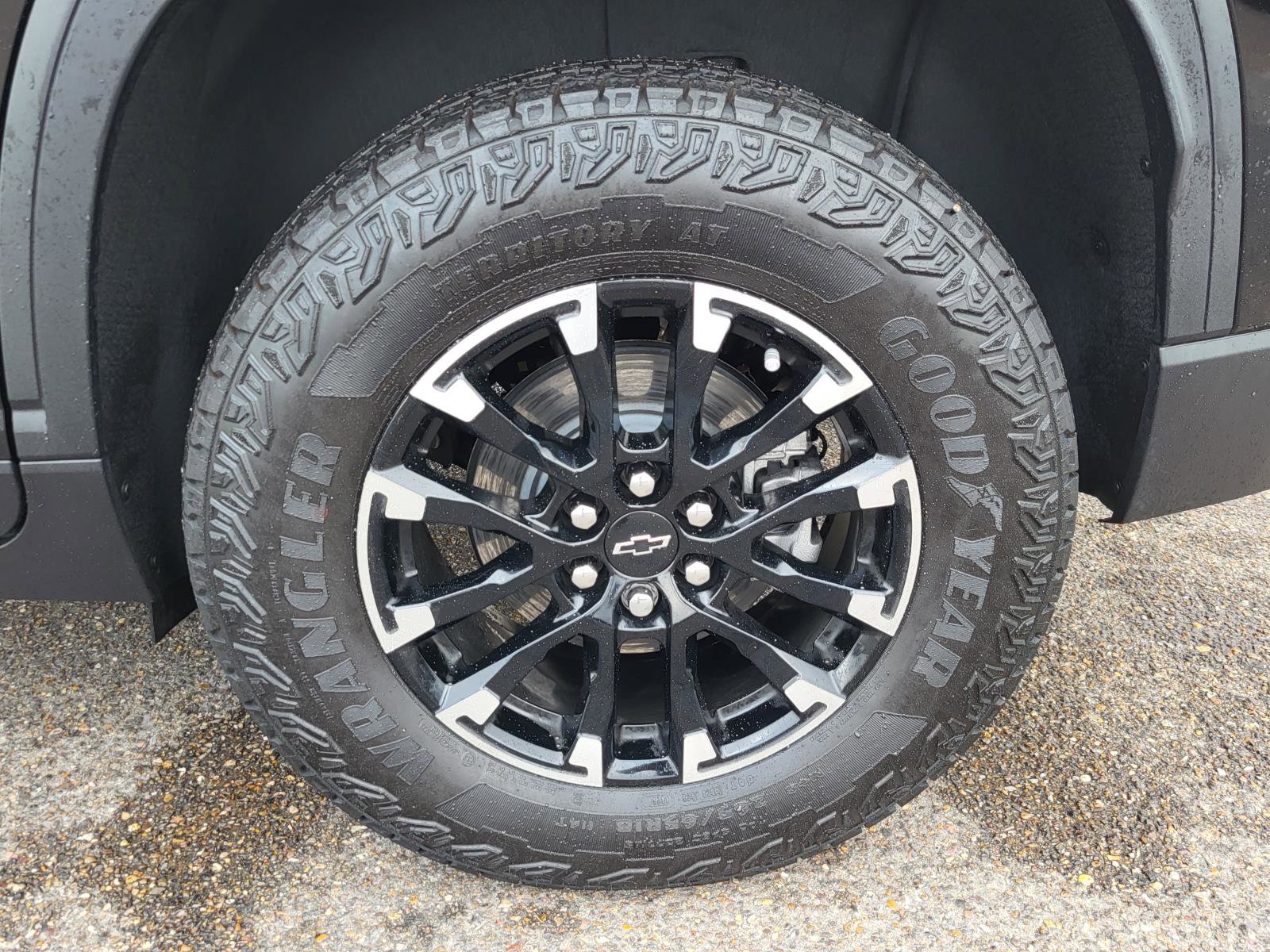 Used 2026 Chevrolet Traverse Z71 w/ Driver Confidence Package image 31