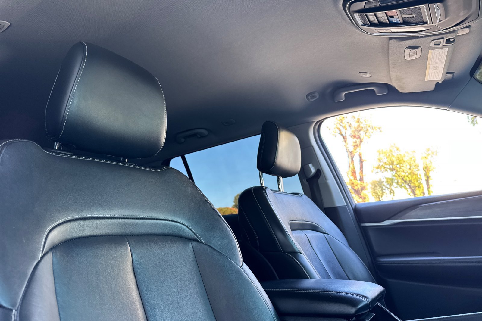 Used 2022 Jeep Grand Cherokee L Limited RWD image 20