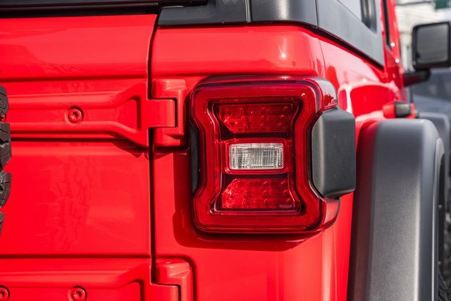 Used 2020 Jeep Wrangler Unlimited Rubicon w/ LED Lighting Group image 7