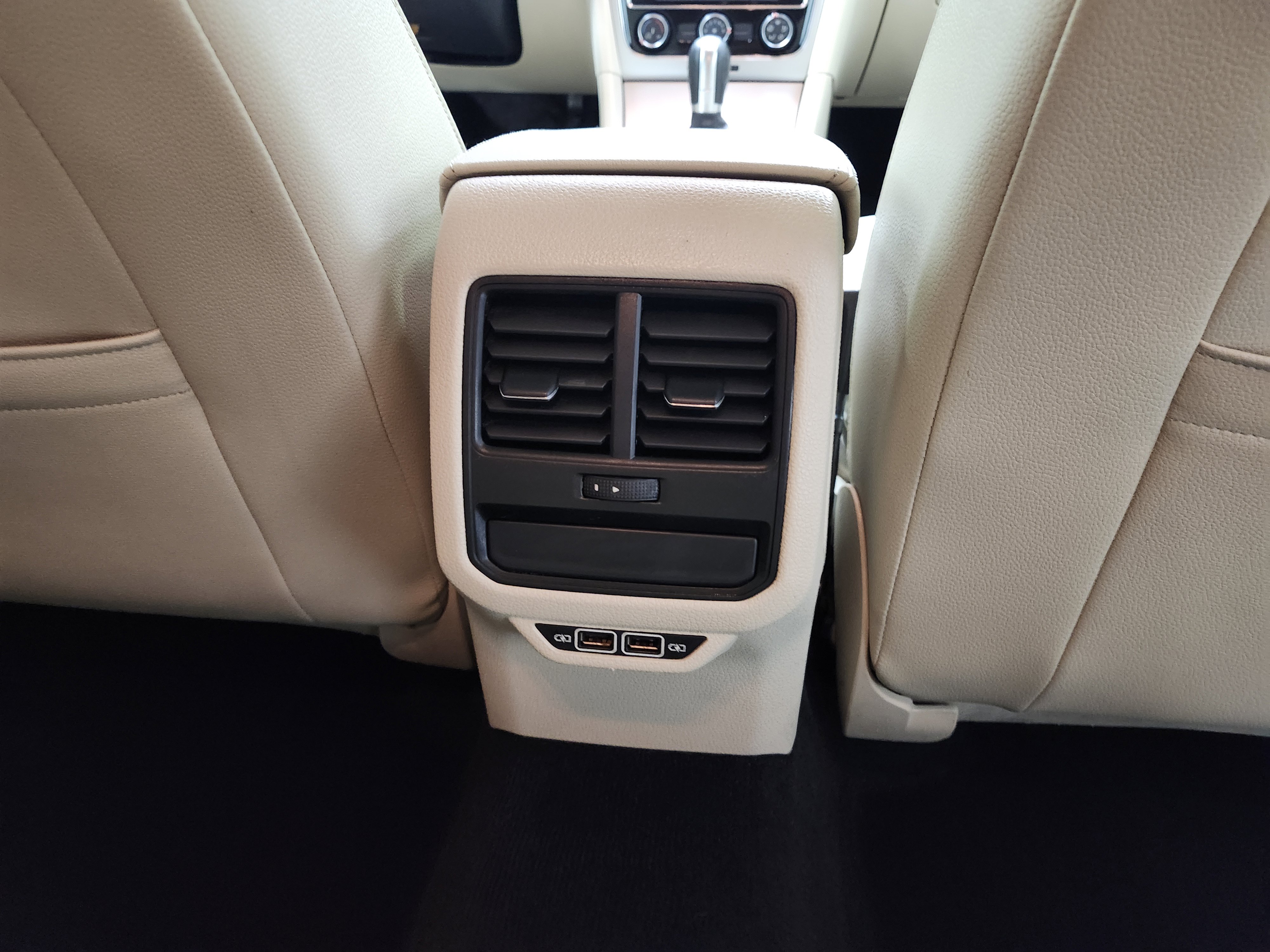 Used 2019 Volkswagen Passat 2.0T Wolfsburg w/ Wheels & Sunroof Package image 22