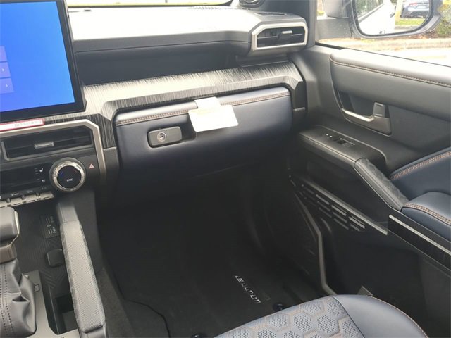 New 2026 Toyota 4Runner Platinum image 17