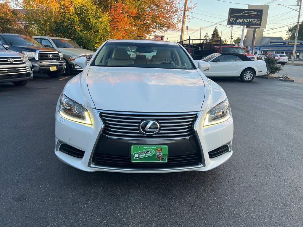 Used 2015 Lexus LS 460 image 9