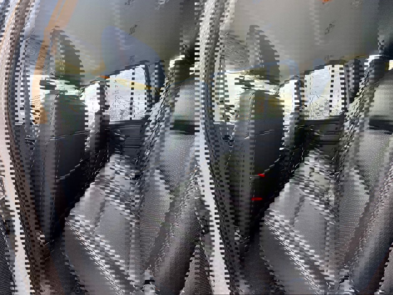 Used 2006 Mercury Mountaineer Luxury image 9