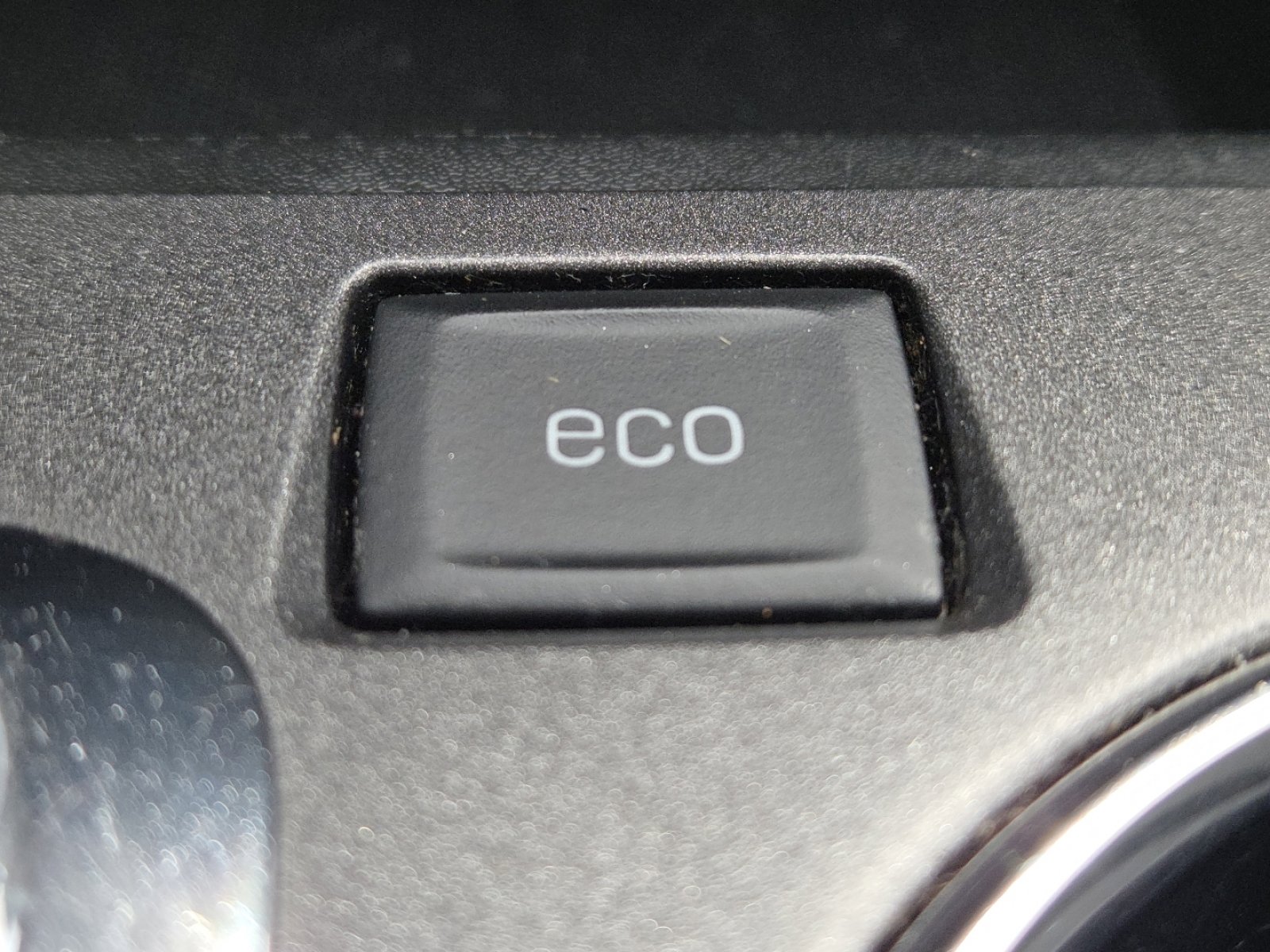 Used 2015 Chevrolet Equinox LT w/ Driver Convenience Package image 6