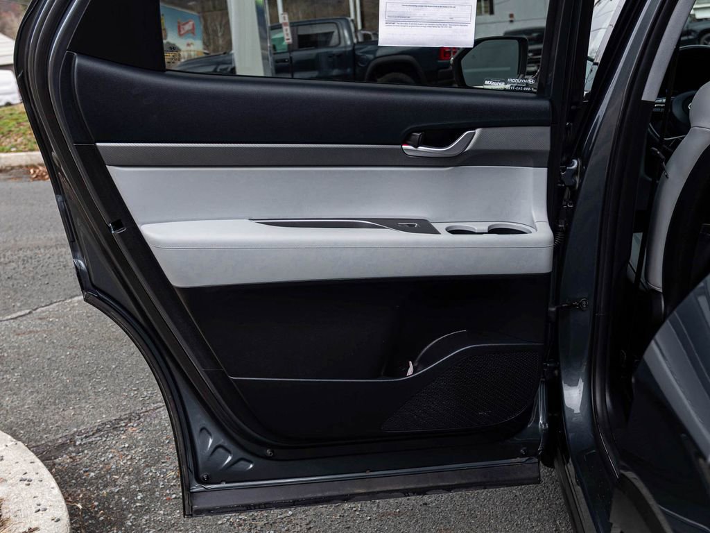 Used 2025 Hyundai Palisade SEL image 13