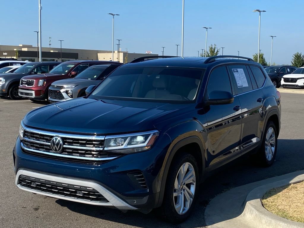 Used 2021 Volkswagen Atlas SE w/ Panoramic Sunroof Package AWD/4WD image 3