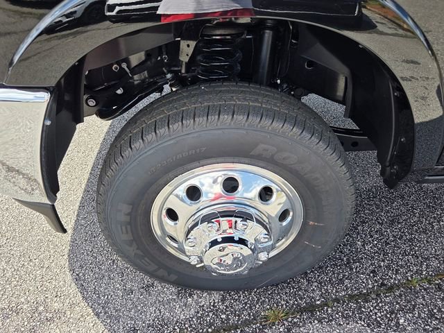 New 2026 RAM 3500 Longhorn AWD/4WD image 5