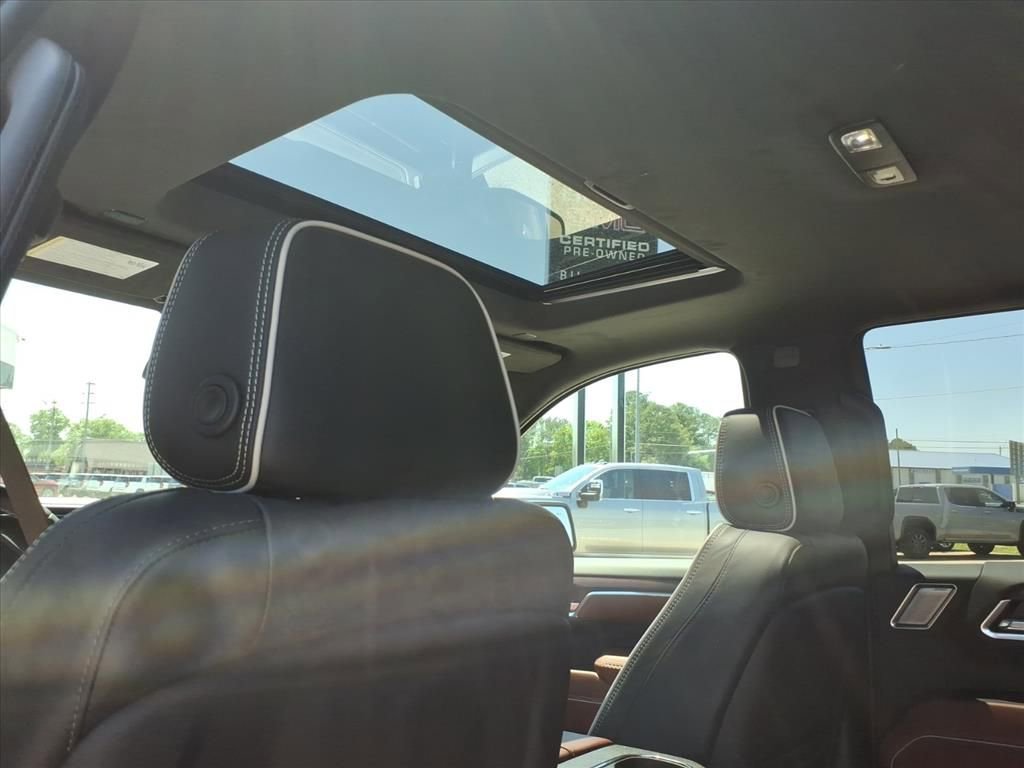New 2026 GMC Sierra 1500 Denali Ultimate AWD/4WD image 16