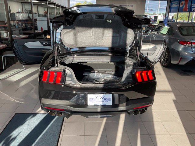 Used 2026 Ford Mustang GT Premium w/ GT Performance Package RWD image 20
