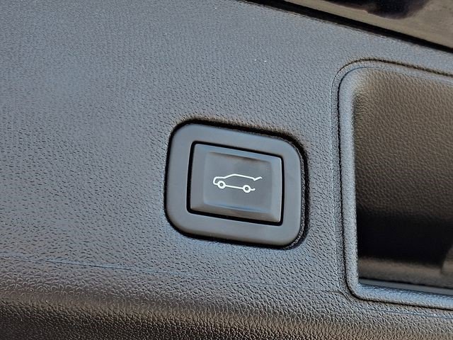 Certified 2024 GMC Terrain Denali w/ Black Diamond Edition image 29