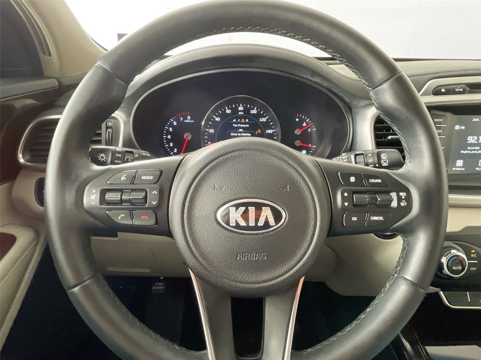 Used 2017 Kia Sorento EX FWD image 14
