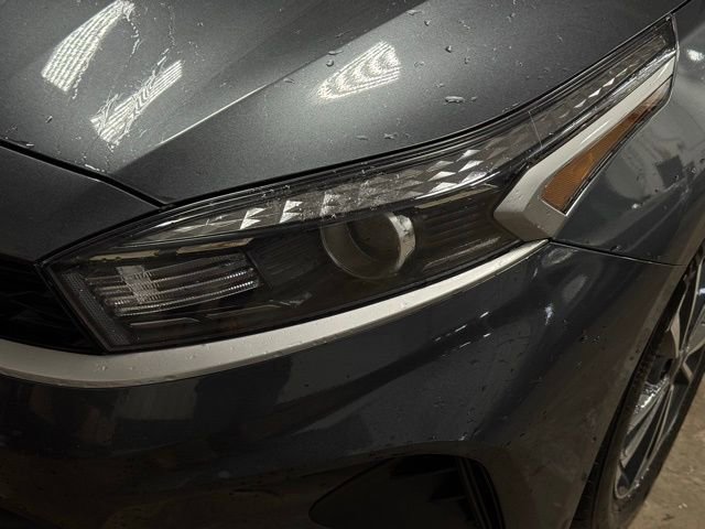 Used 2024 Kia Forte LXS video 2