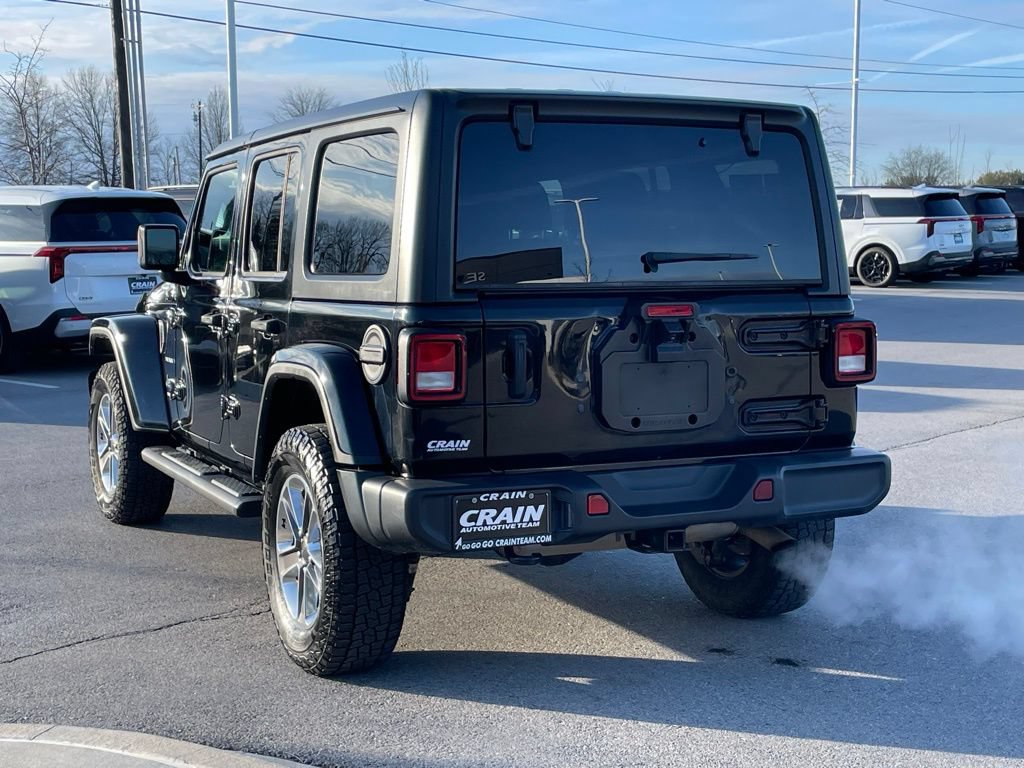 Used 2021 Jeep Wrangler Unlimited Sahara AWD/4WD image 5